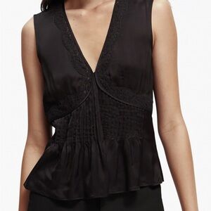 Lace trim pintuck pleat sleeveless blouse / top in black